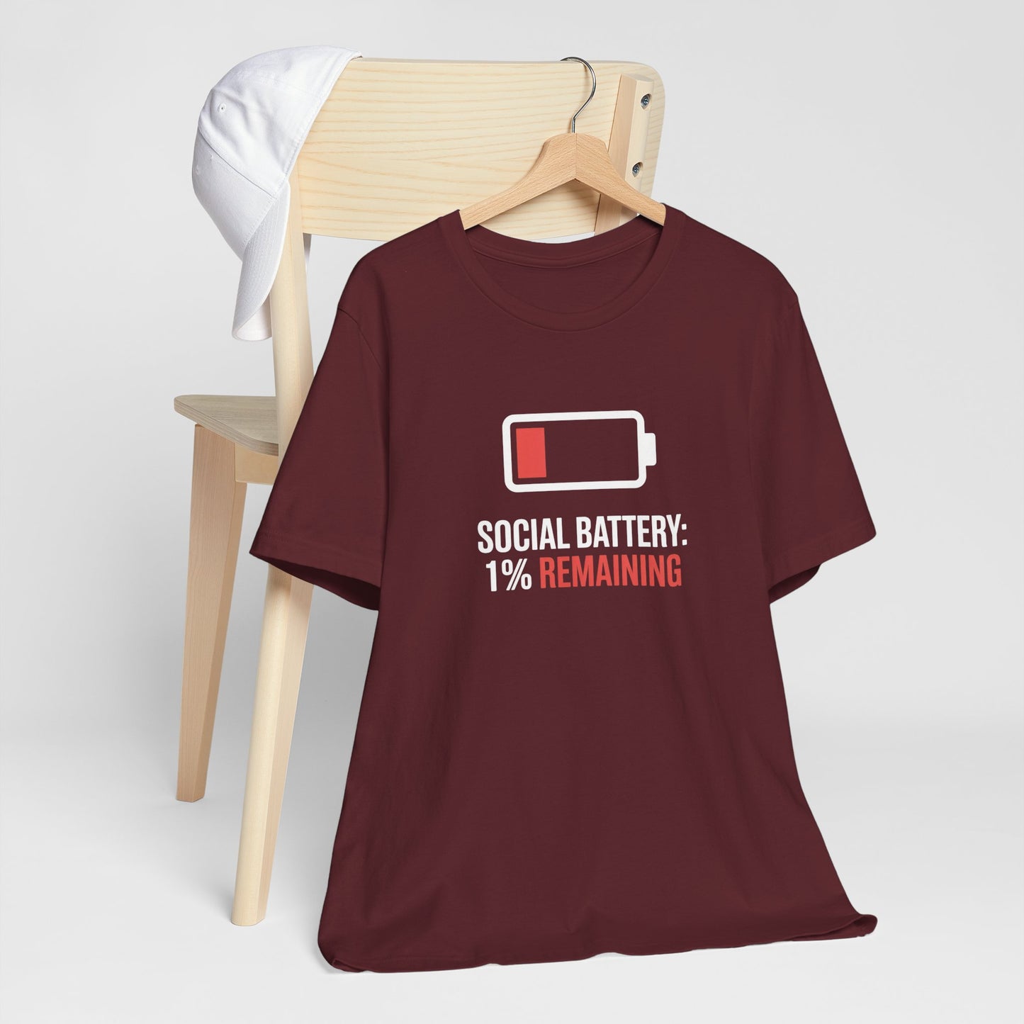 T-Shirt SOCIAL BATTERY: 1% Remaining T-Shirt – Funny Introvert Graphic Tee