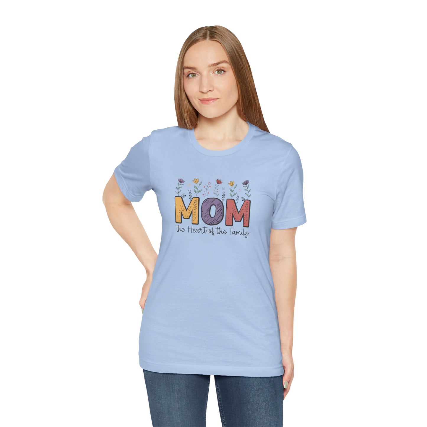 Motivational Shirts – Mom: The Heart of the Family Tee