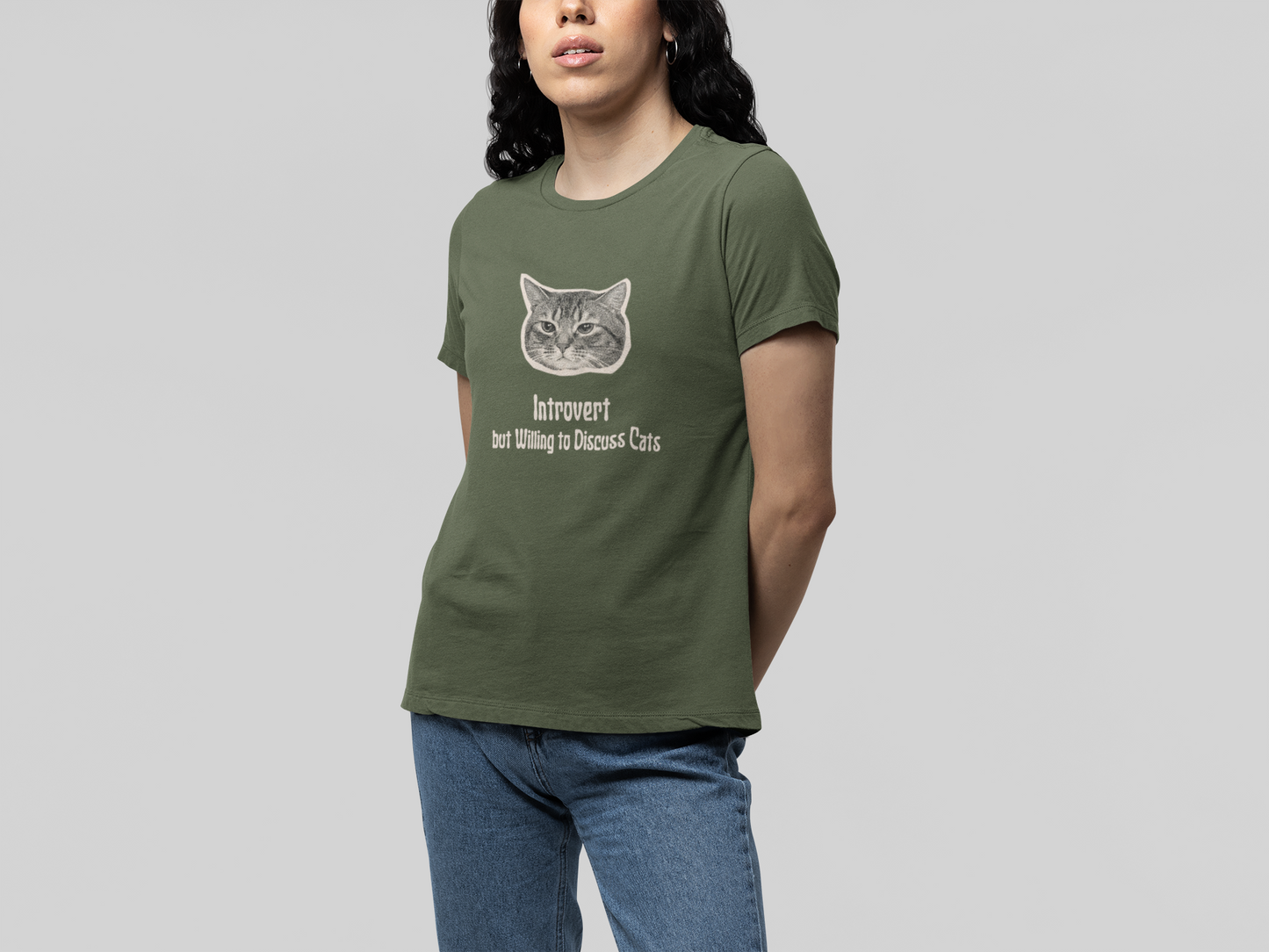 T-Shirt Introvert But Willing to Discuss Cats T-Shirt – Vintage Cat Humor Tee