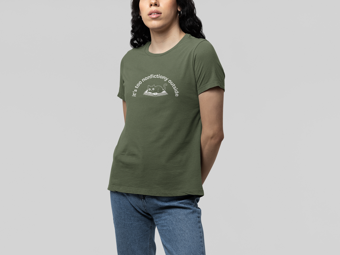T-Shirt It's Too Nonfictiony Outside Cat Shirt – Funny Book Lover T-Shirt