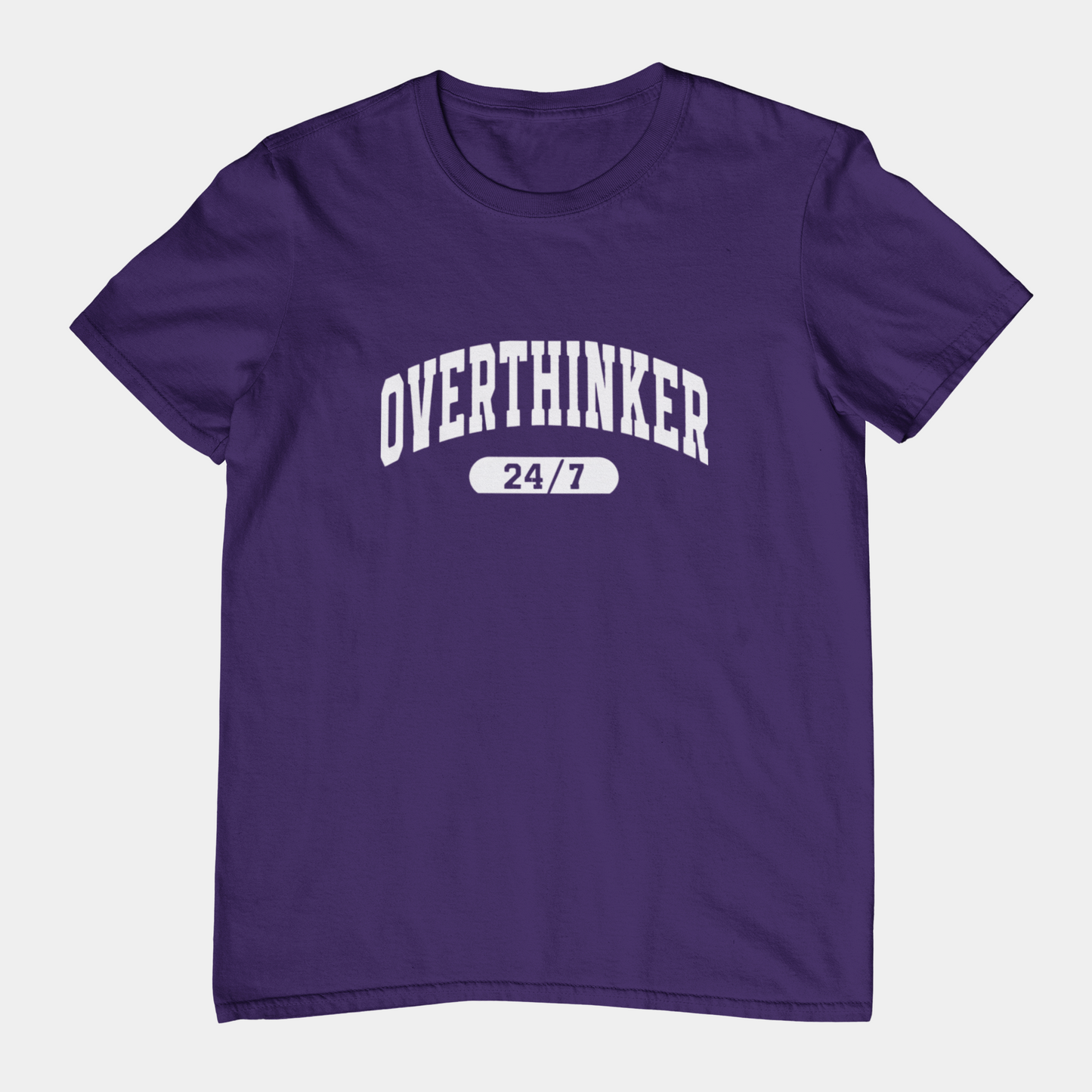 T-Shirt Overthinker 24/7 Shirt – Funny Distressed Collegiate Graphic Tee