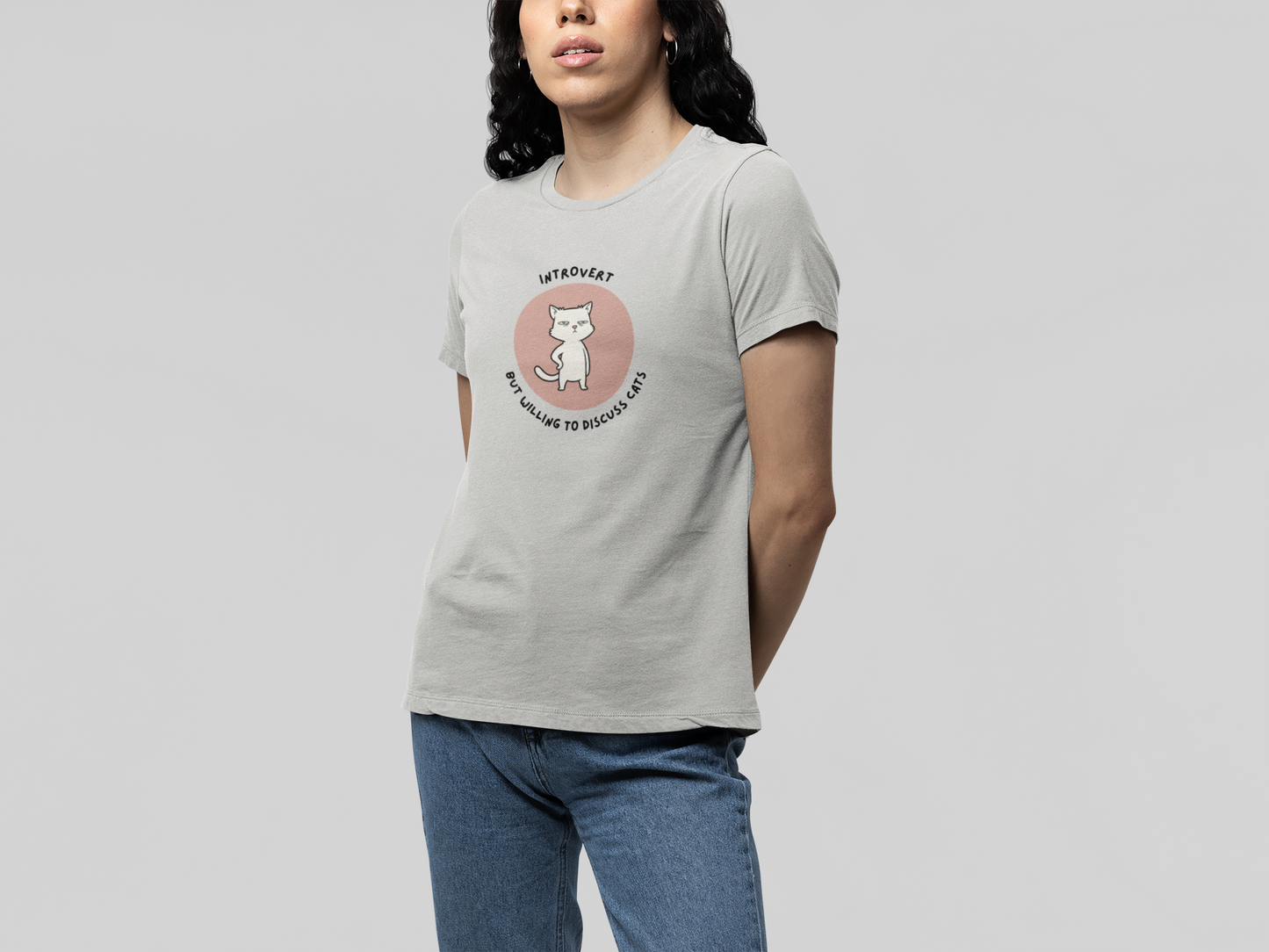 T-Shirt Introvert But Willing to Discuss Cats T-Shirt – Grumpy Cat Graphic Tee