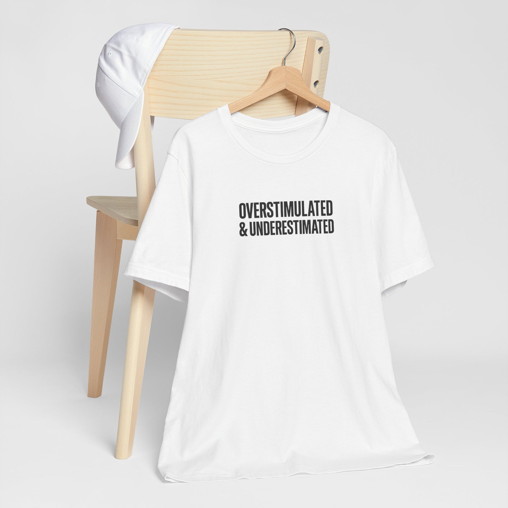 T-Shirt OVERSTIMULATED & UNDERESTIMATED ADHD Minimalist Graphic T-Shirt