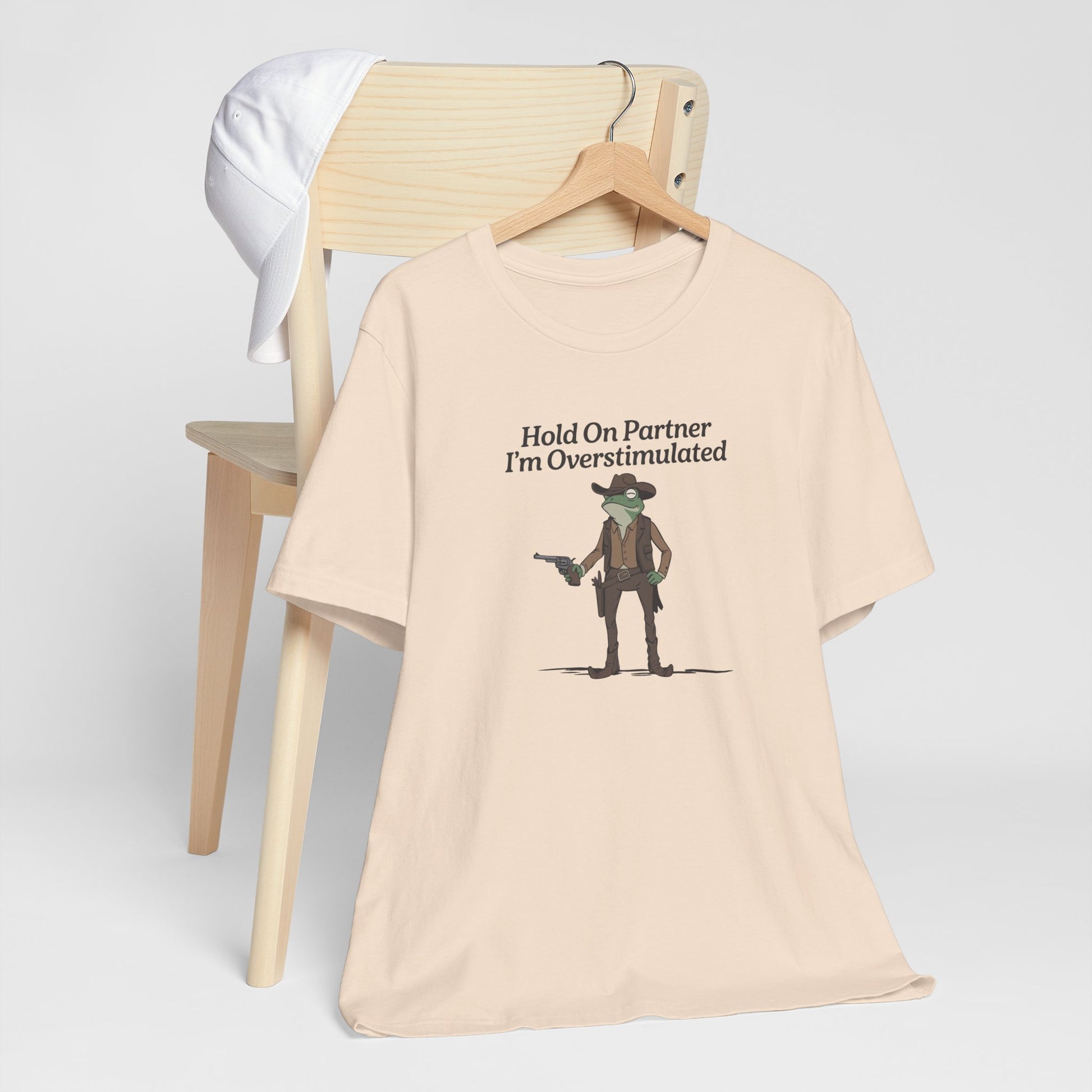 T-Shirt Hold On Partner T-Shirt – Funny ADHD T-Shirt with Cowboy Frog