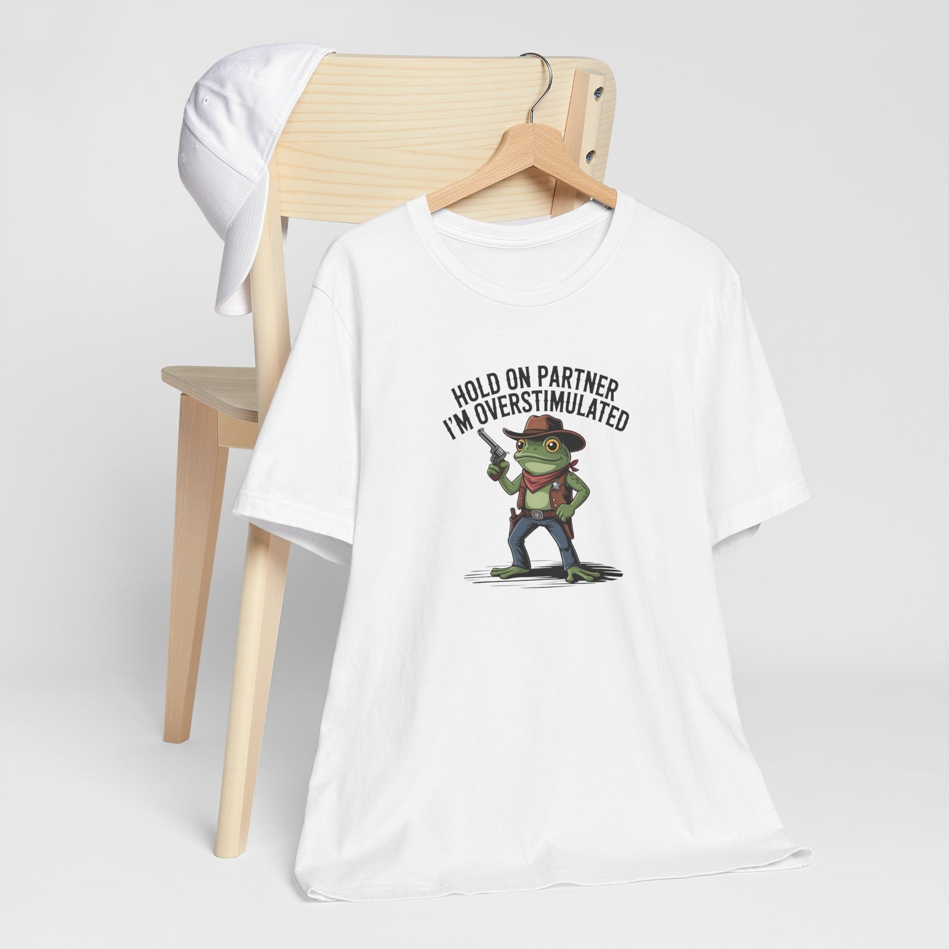 T-Shirt HOLD ON PARTNER I'M OVERSTIMULATED – Funny ADHD T-shirt