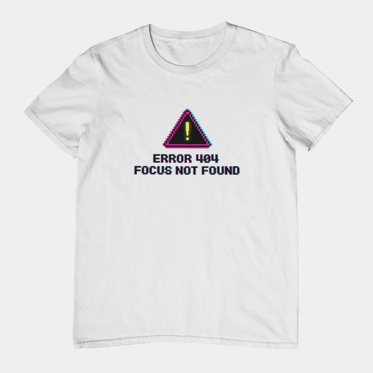T-Shirt ERROR 404 FOCUS NOT FOUND T-Shirt – Funny Pixel Glitch Graphic Tee