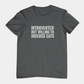 T-Shirt Introverted But Willing to Discuss Cats Shirt – Distressed Cat Tee