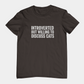 T-Shirt Introverted But Willing to Discuss Cats Shirt – Distressed Cat Tee