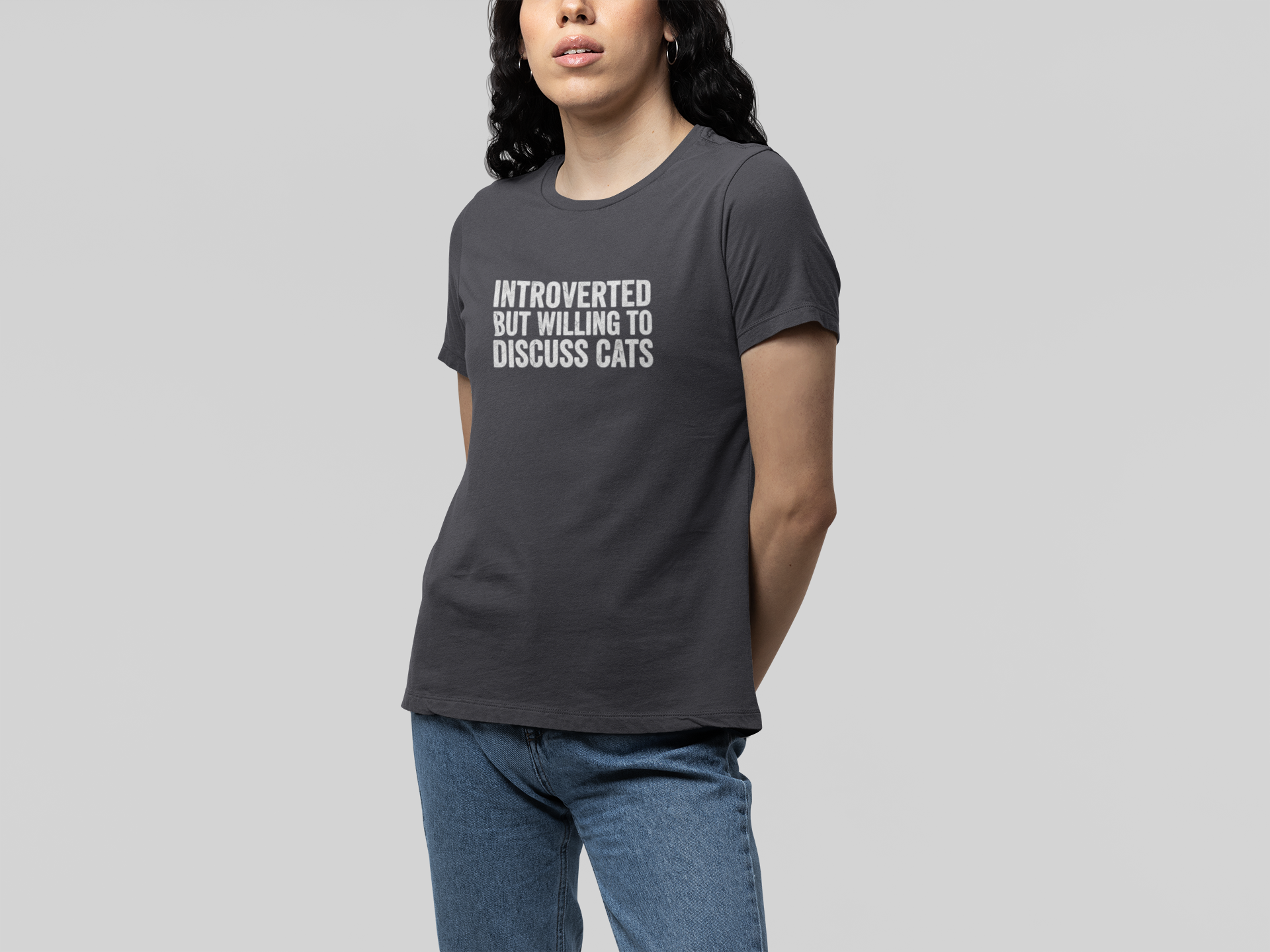 T-Shirt Introverted But Willing to Discuss Cats Shirt – Distressed Cat Tee