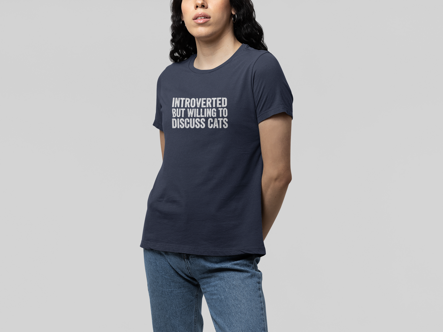 T-Shirt Introverted But Willing to Discuss Cats Shirt – Distressed Cat Tee