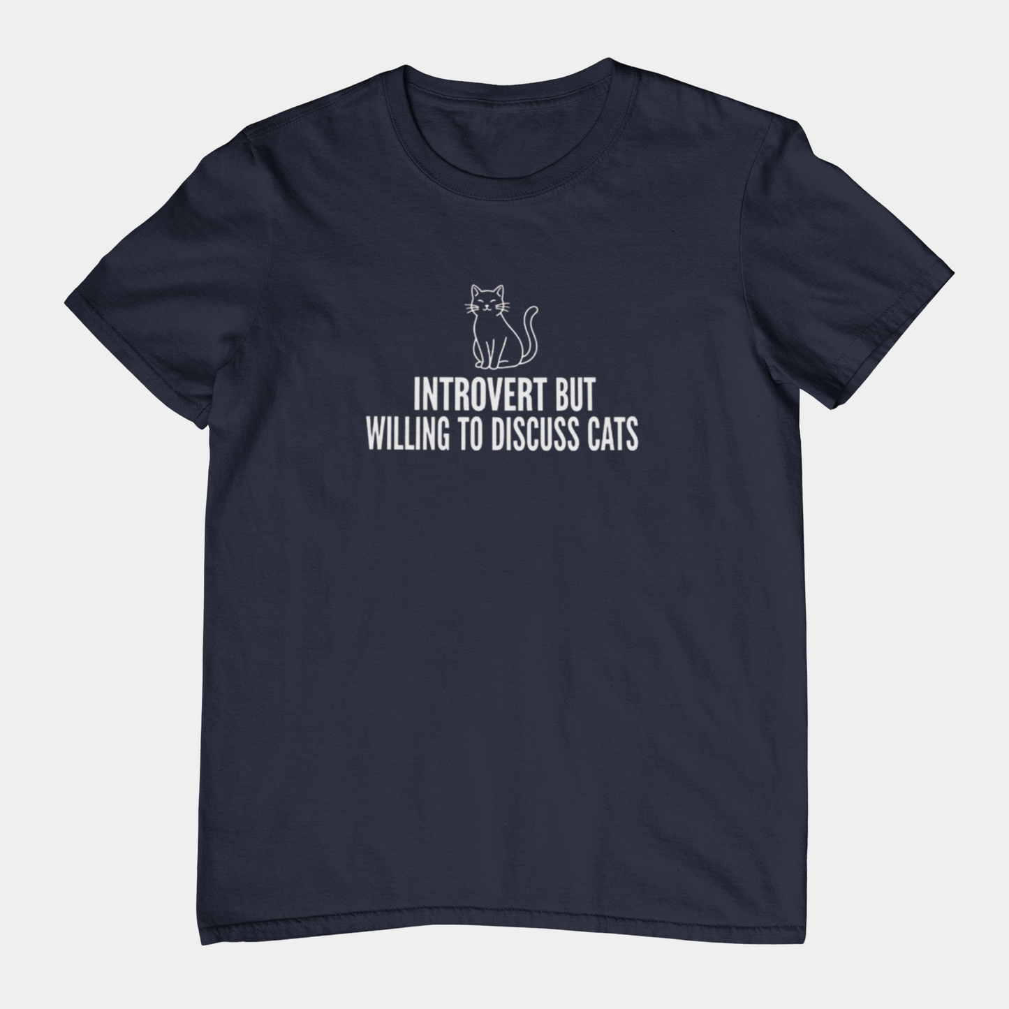 T-Shirt INTROVERT BUT WILLING TO DISCUSS CATS Funny Cat Lover T-Shirt