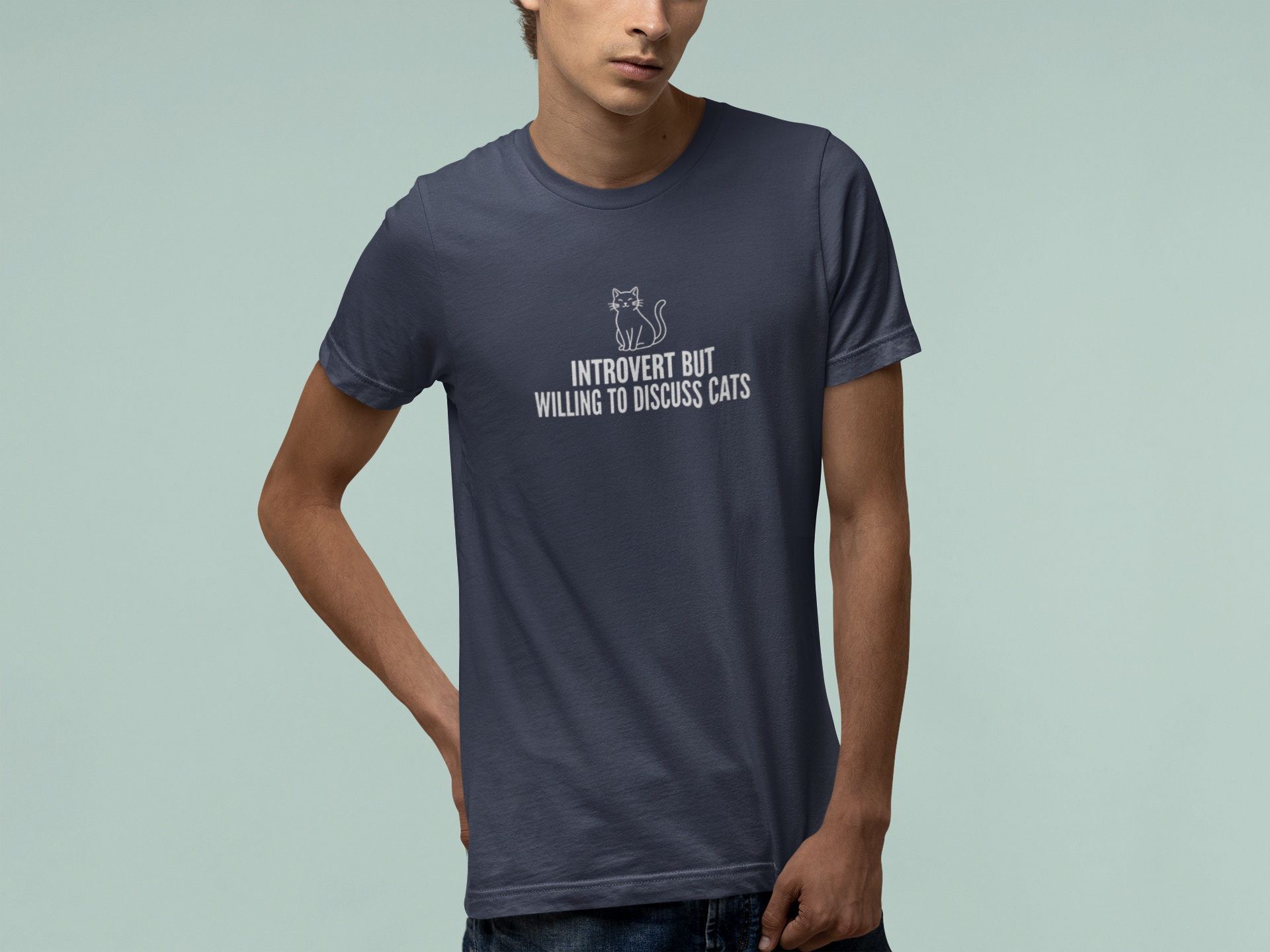 T-Shirt INTROVERT BUT WILLING TO DISCUSS CATS Funny Cat Lover T-Shirt