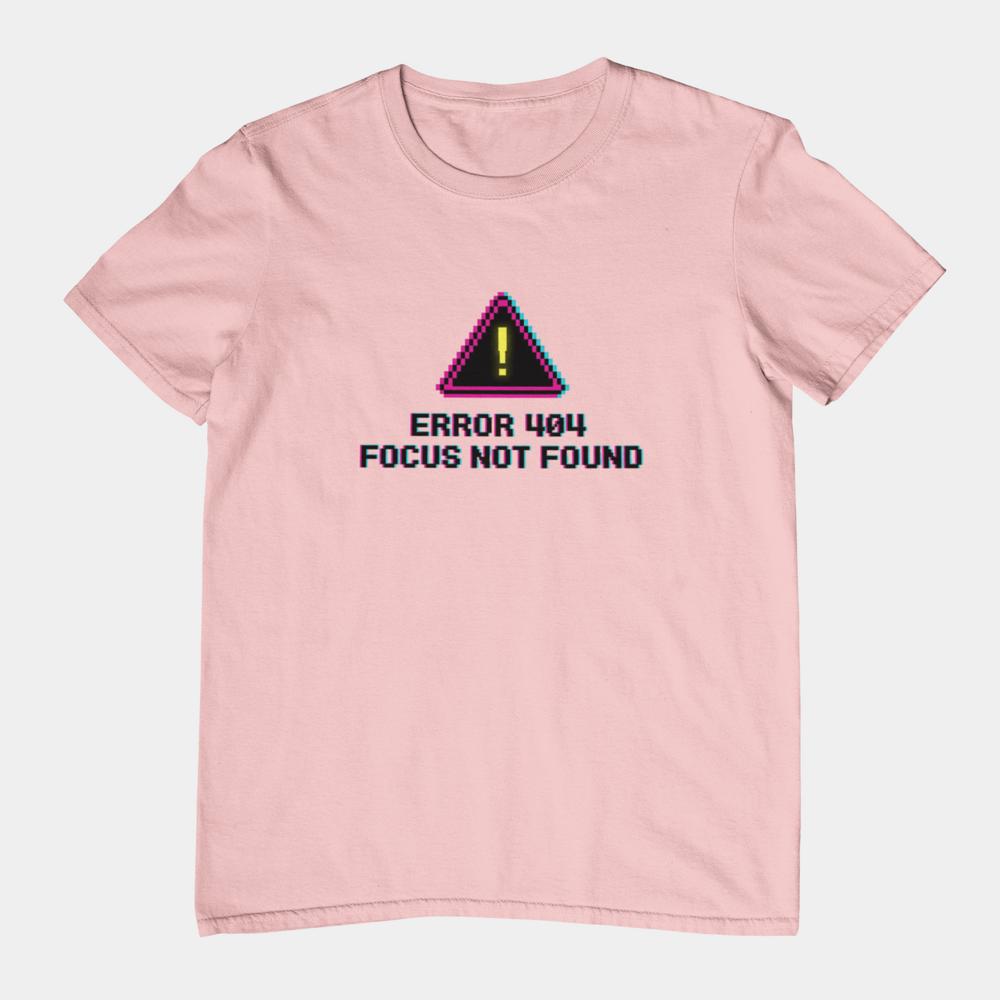 T-Shirt ERROR 404 FOCUS NOT FOUND T-Shirt – Funny Pixel Glitch Graphic Tee