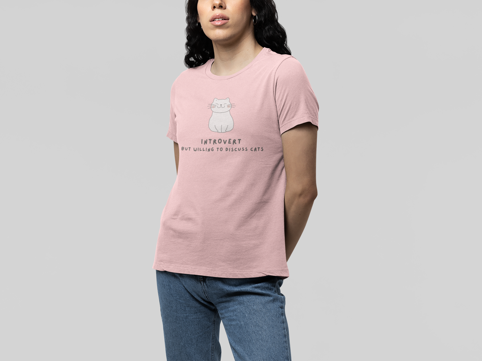 T-Shirt Introvert But Willing to Discuss Cats T-Shirt – Cute Kawaii Cat Tee