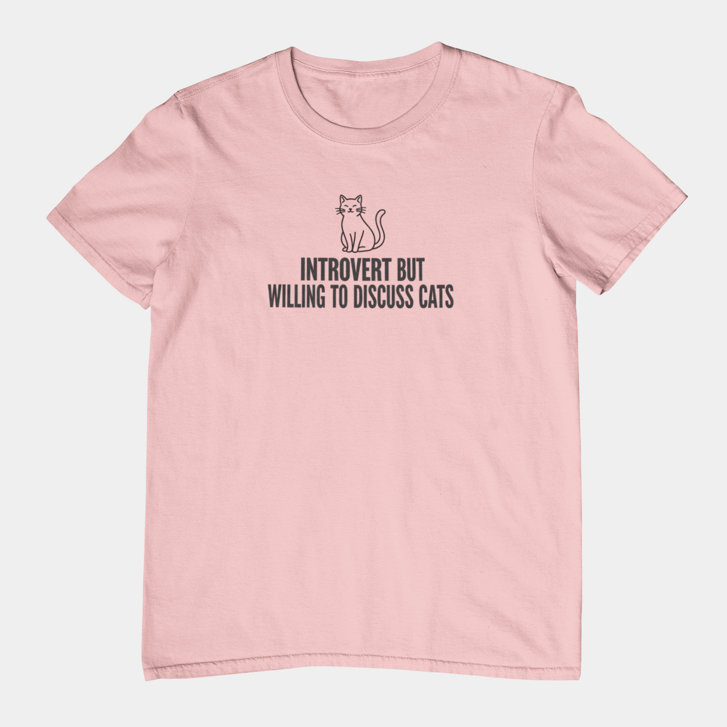 T-Shirt INTROVERT BUT WILLING TO DISCUSS CATS Funny Cat Lover T-Shirt
