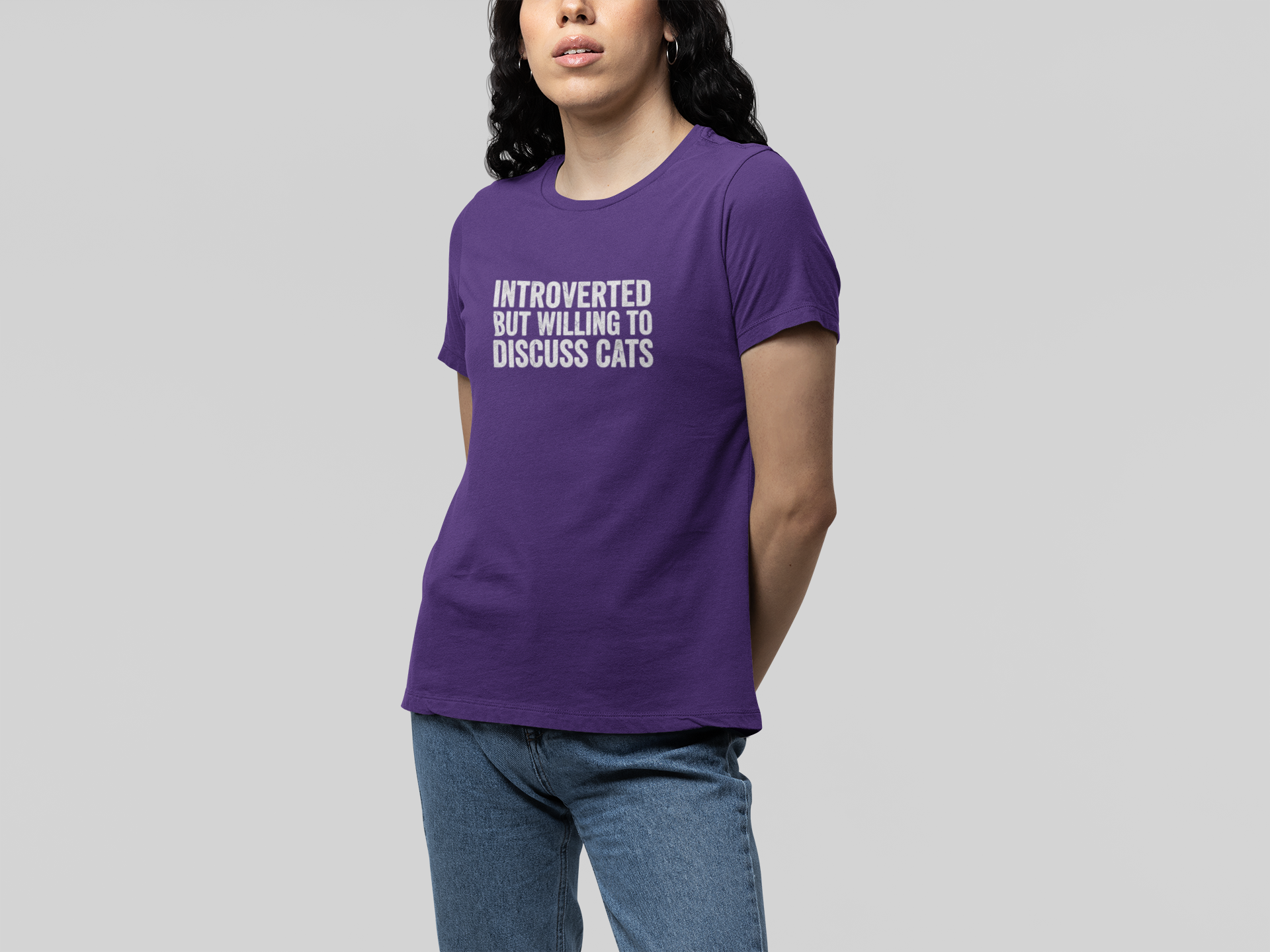 T-Shirt Introverted But Willing to Discuss Cats Shirt – Distressed Cat Tee