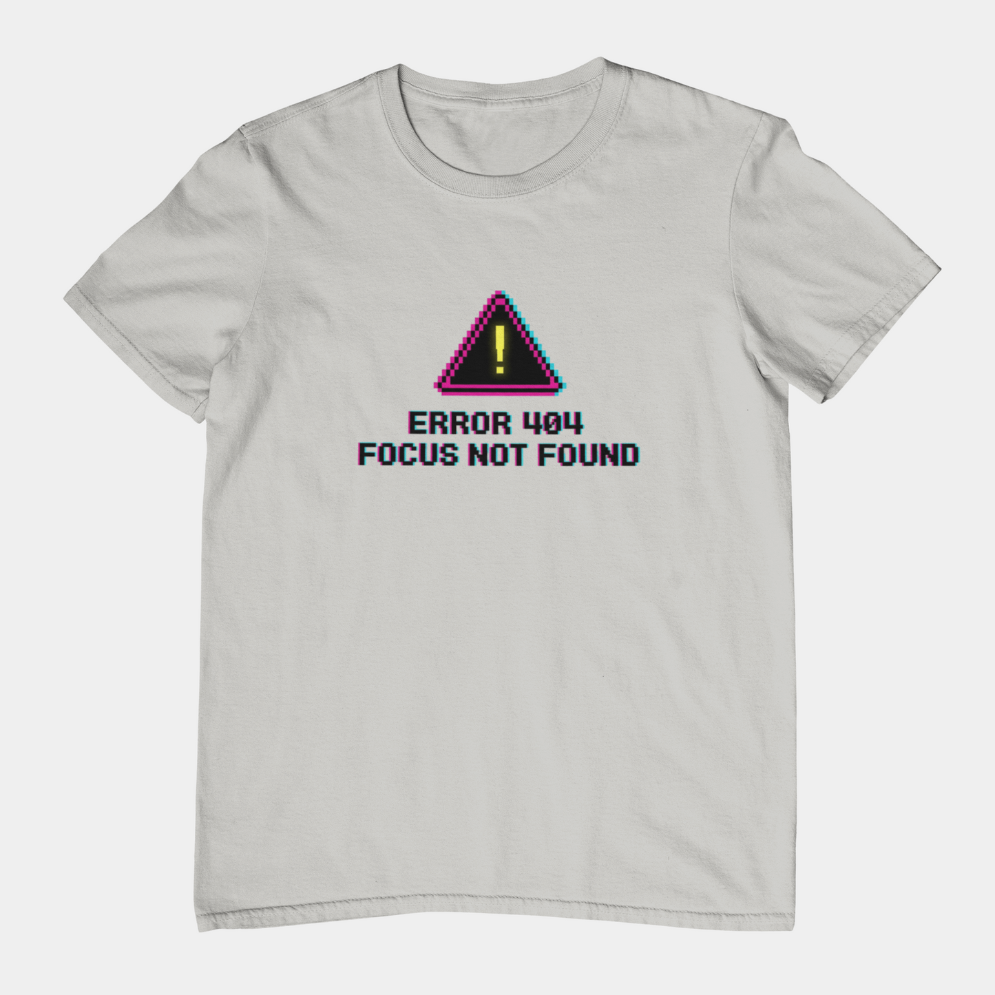 T-Shirt ERROR 404 FOCUS NOT FOUND T-Shirt – Funny Pixel Glitch Graphic Tee